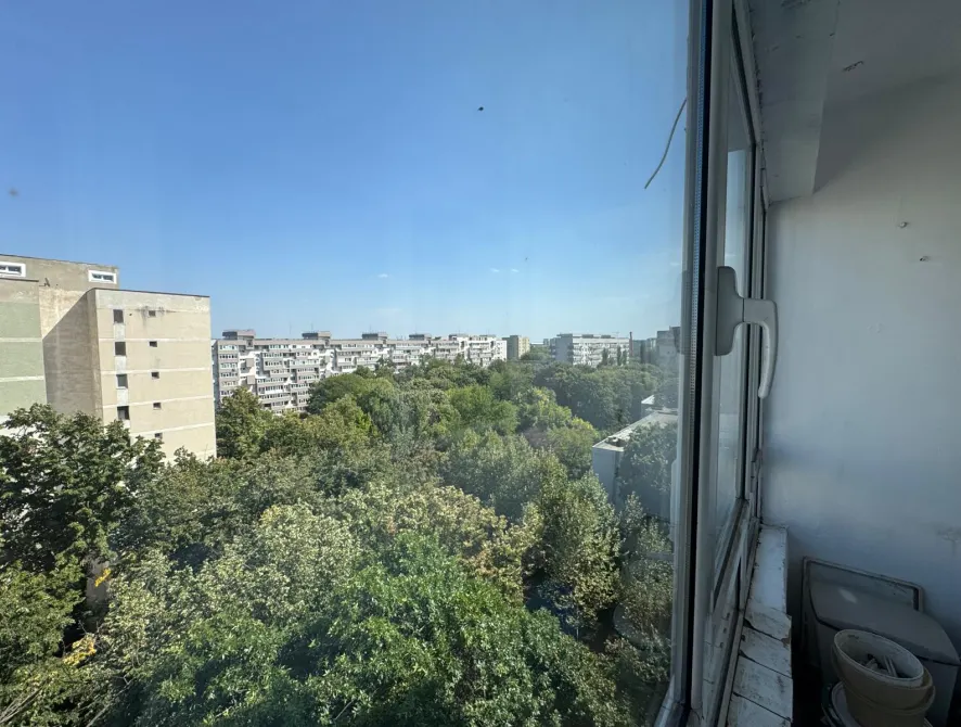 Vanzare apartament 2 camere Drumul Taberei Parcul Moghioros piata metrou