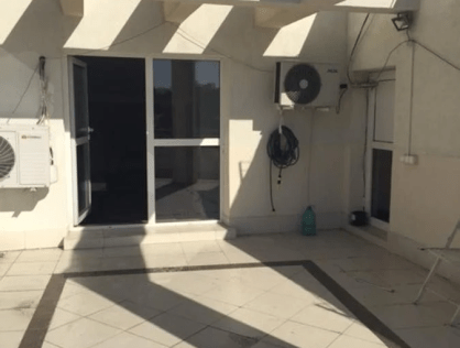 Inchiriere vila etajele 1+2+M Cotroceni metrou spital Eroilor imobil 2002