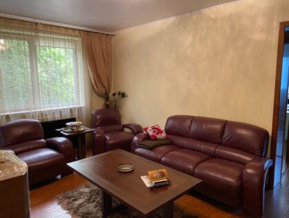 Vanzare apartament trei camere mobilat/utilat Cotroceni Romniceanu