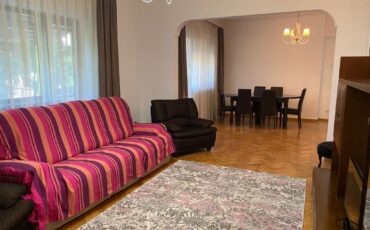 Inchiriere apartament cinci camere 115mp garaj boxa vila consolidata Cotroceni