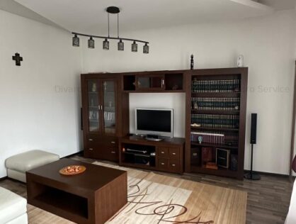 Vanzare apartament patru camere plus garsoniera vila Plevnei