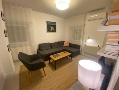 Vanzare apartament doua camere renovat mobilat/utilat Cotroceni Romniceanu