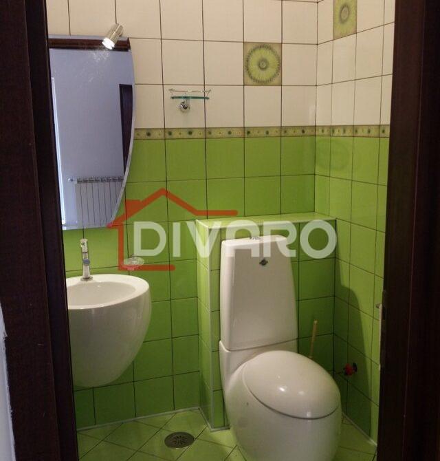 8. WC serviciu parter