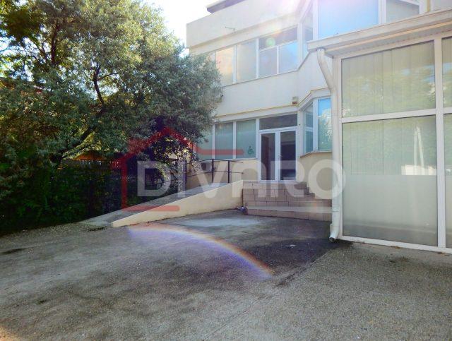 Inchiriere vila D+P+1+M ideala clinica/gradinita/birouri Turda metrou