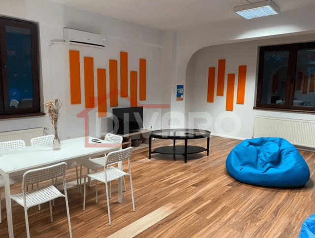 Inchiriere apartament spatios trei camere etaj doi plus mansarda Cotroceni Romniceanu