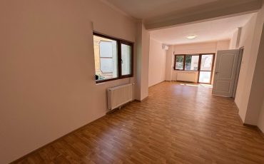 Inchiriere apartament trei camere vila consolidata 2011 Cotroceni metrou Eroilor