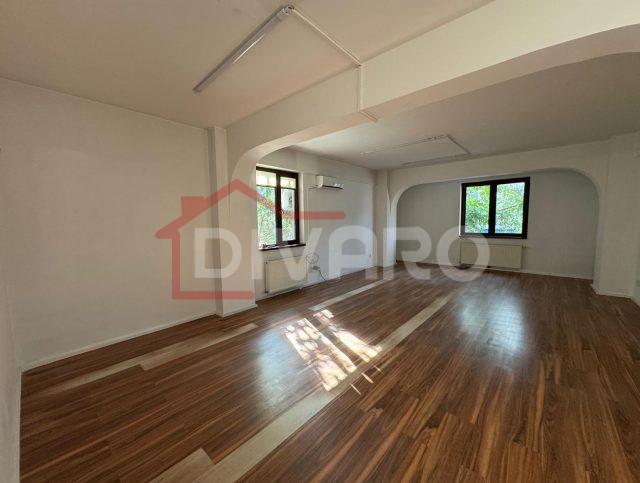 Inchiriere apartament spatios trei camere etaj doi plus mansarda Cotroceni Romniceanu
