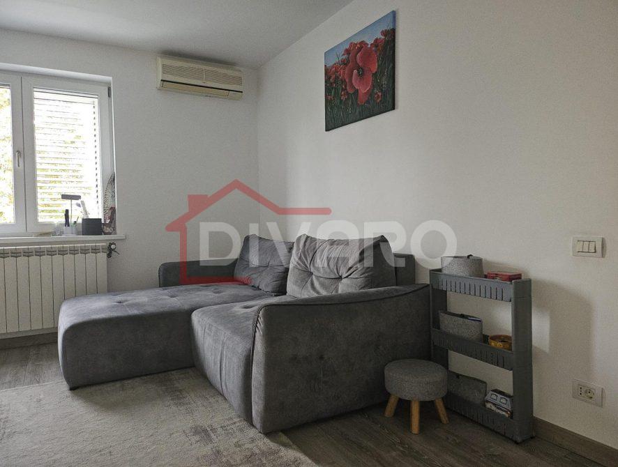 WhatsApp Image 2025-09-29 at 12.02.35 (1)