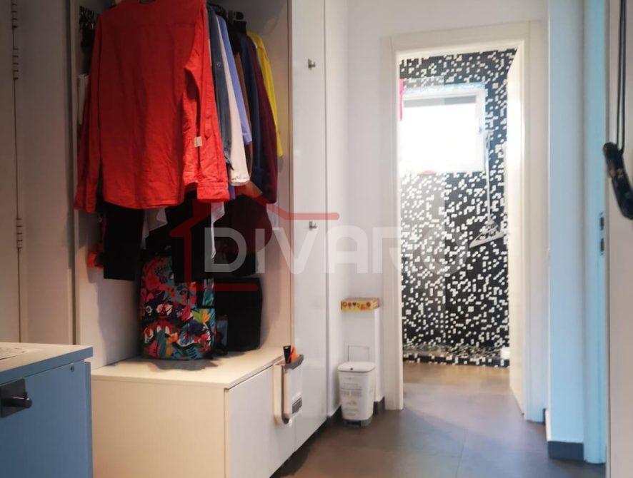 WhatsApp Image 2025-09-29 at 12.02.37 (1)