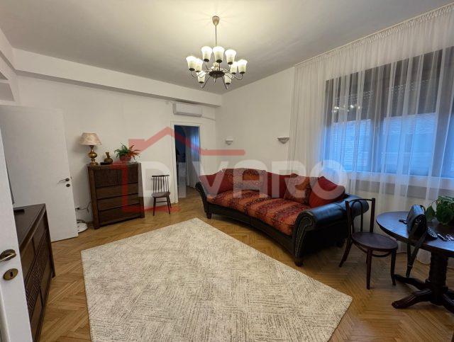Inchiriere apartament trei camere terasa Parcul Cismigiu metrou Izvor