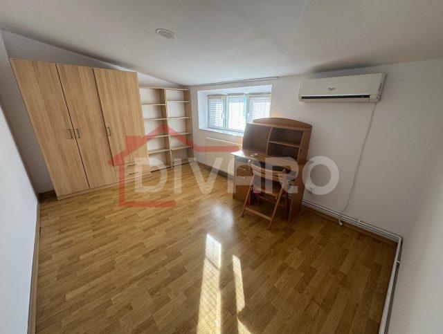 Inchiriere apartament doua camere mansarda vila D+P+1+M Cotroceni