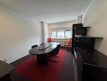 Inchiriere apartament patru camere ideal firma Cotroceni Medicina