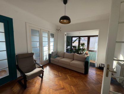 Vanzare apartament trei camere mobilat/utilat renovat Cotroceni metrou Opera