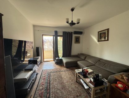 Vanzare apartament patru camere vila D+P+1+pod curte Cotroceni metrou