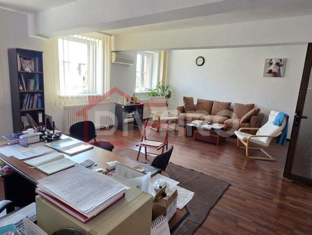 Vanzare imobil D+P+2+M Sebastian LIDL ideal clinica/birouri/rezidenta