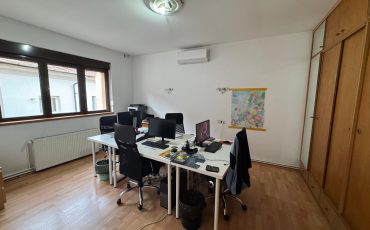 Inchiriere apartament patru camere Cotroceni Medicina metrou Eroilor